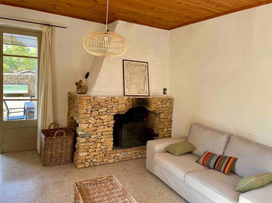 La Maison Du Prieure Vezenobres ภายนอก รูปภาพ