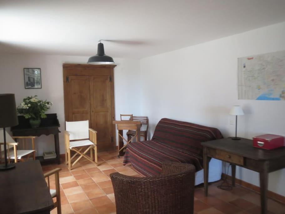 La Maison Du Prieure Vezenobres ภายนอก รูปภาพ