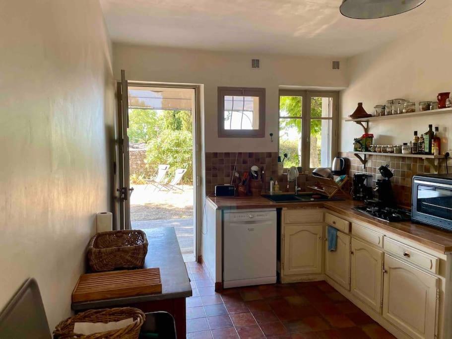 La Maison Du Prieure Vezenobres ภายนอก รูปภาพ